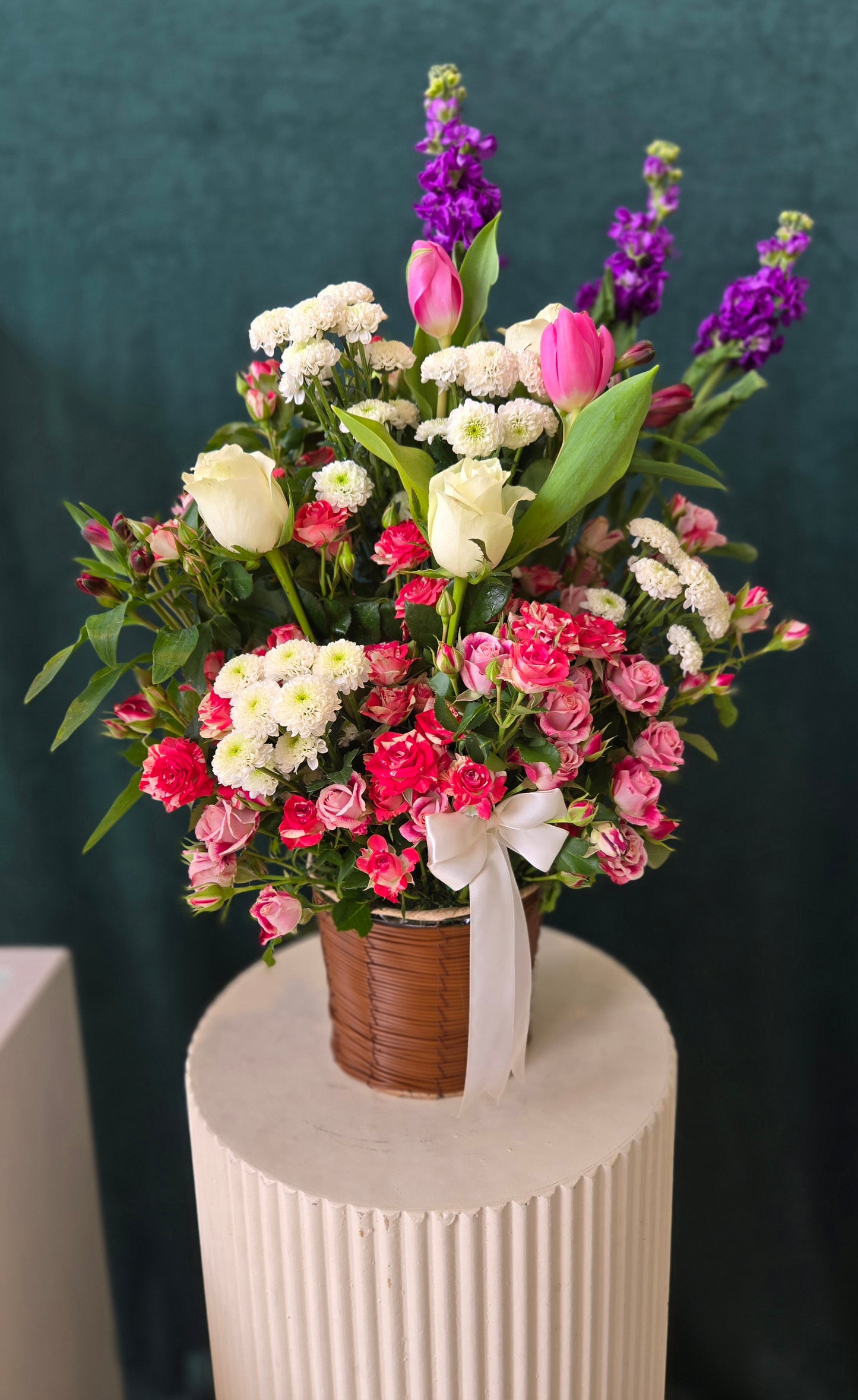 Elegant basket arrangement