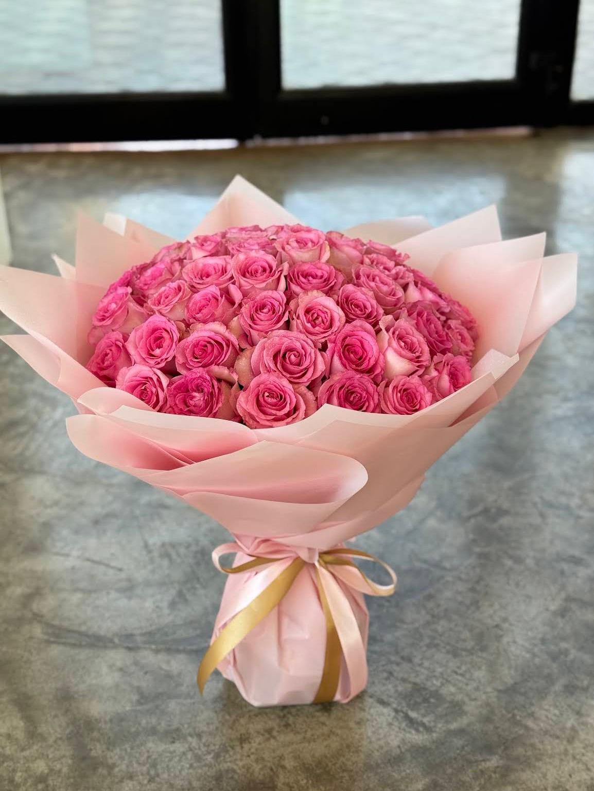 Pinkish Lady Round